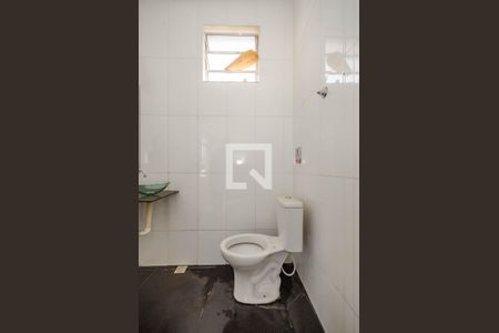 Casa para alugar com 500m², 7 quartos e sem vaga Casa para alugar com 500m², 7 quartos e sem vagaBanheiro 2 piso 2