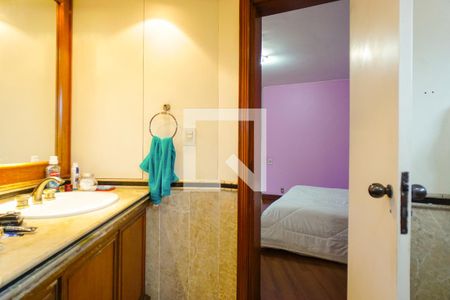 Apartamento à venda com 420m², 4 quartos e 2 vagasBanheiro da Suíte 1