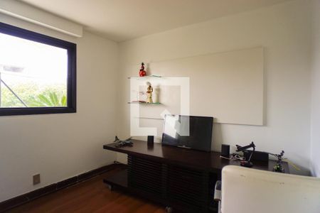 Apartamento à venda com 420m², 4 quartos e 2 vagasQuarto 2