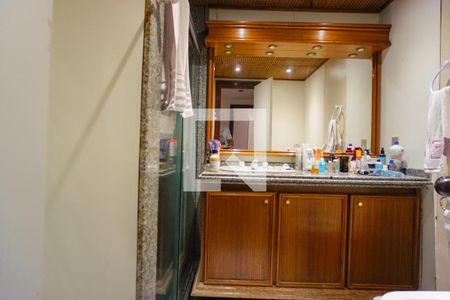 Apartamento à venda com 420m², 4 quartos e 2 vagasBanheiro Social