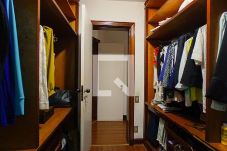 Apartamento à venda com 420m², 4 quartos e 2 vagasCloset da Suíte 1