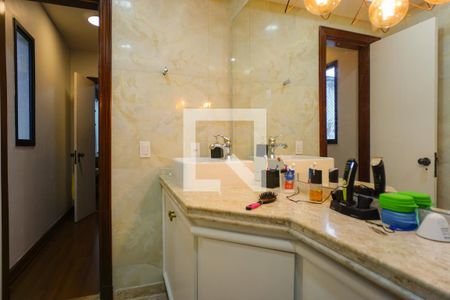 Apartamento à venda com 420m², 4 quartos e 2 vagasBanheiro da Suíte 2