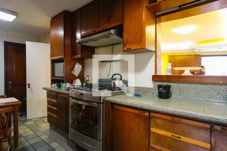 Apartamento à venda com 420m², 4 quartos e 2 vagasCozinha