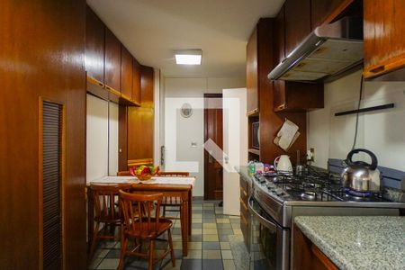 Apartamento à venda com 420m², 4 quartos e 2 vagasCozinha