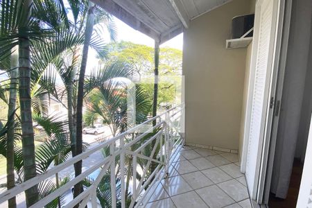 Casa de condomínio à venda com 420m², 4 quartos e 4 vagasSacada suite 3