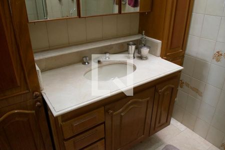 Casa à venda com 150m², 3 quartos e 3 vagasBanheiro quarto 3