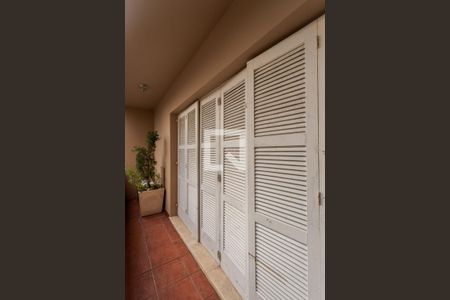 Apartamento à venda com 121m², 3 quartos e sem vagaVaranda