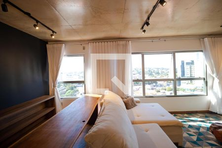 Apartamento à venda com 70m², 1 quarto e 1 vagaSalas