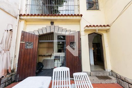 Casa à venda com 350m², 5 quartos e 4 vagasQuintal