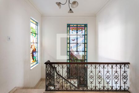 Casa à venda com 350m², 5 quartos e 4 vagasHall segundo andar