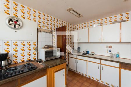 Casa à venda com 350m², 5 quartos e 4 vagasCozinha