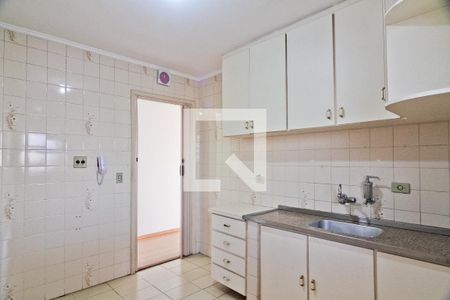 Apartamento para alugar com 85m², 2 quartos e 2 vagasCozinha