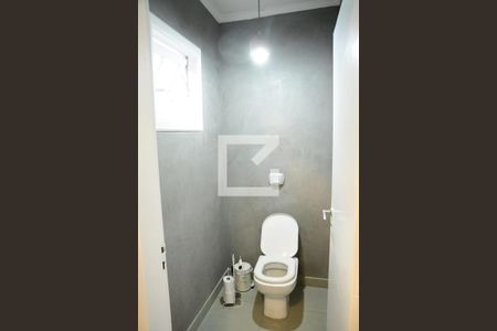 Casa de condomínio para alugar com 750m², 4 quartos e 3 vagasLavabo