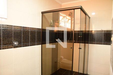 Casa de condomínio para alugar com 750m², 4 quartos e 3 vagasBanheiro da Suíte 2