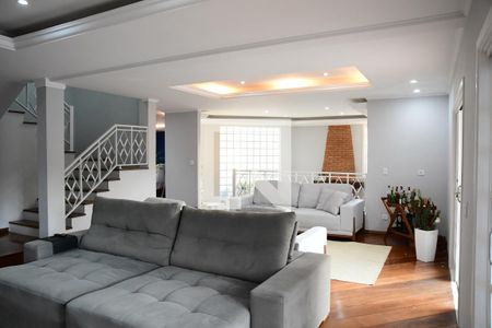 Sala de casa de condomínio para alugar com 4 quartos, 750m² em Granja Viana, Cotia