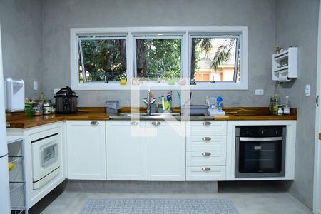 Casa de condomínio para alugar com 750m², 4 quartos e 3 vagasCozinha