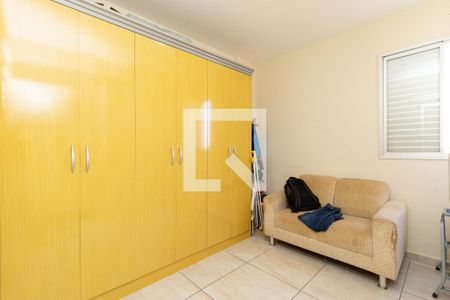 Apartamento à venda com 75m², 3 quartos e 1 vagaQuarto 2