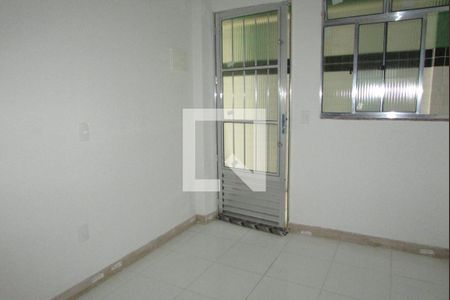 Sala de apartamento para alugar com 2 quartos, 50m² em Guaratiba, Rio de Janeiro