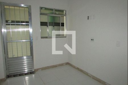 Sala de apartamento para alugar com 2 quartos, 50m² em Guaratiba, Rio de Janeiro