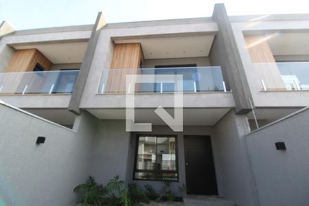 Casa à venda com 125m², 3 quartos e 2 vagasFachada