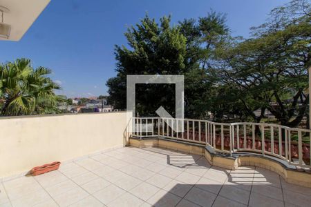 Casa à venda com 350m², 3 quartos e 4 vagasVaranda Suíte