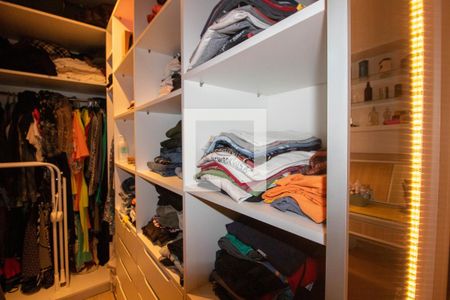 Apartamento para alugar com 100m², 3 quartos e 2 vagasCloset da Suíte