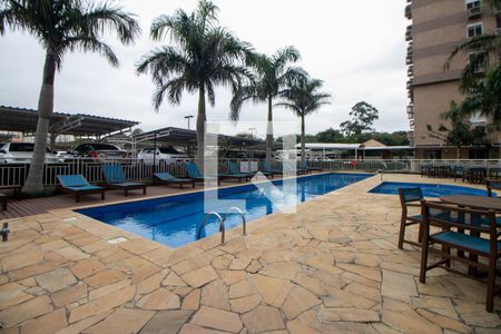 Apartamento para alugar com 100m², 3 quartos e 2 vagasÁrea comum - Piscina