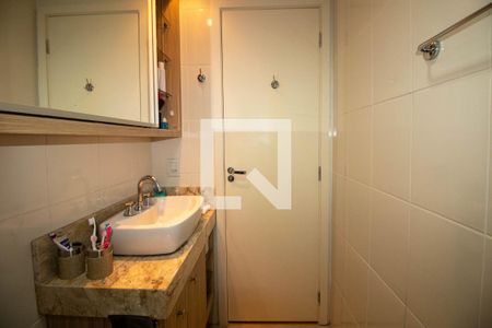 Apartamento para alugar com 100m², 3 quartos e 2 vagasBanheiro da Suíte