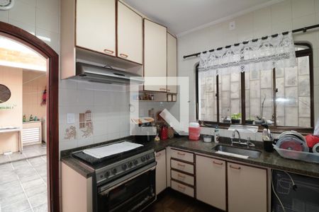 Casa à venda com 219m², 4 quartos e 3 vagasCozinha