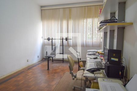 Apartamento à venda com 190m², 3 quartos e 1 vagaQuarto