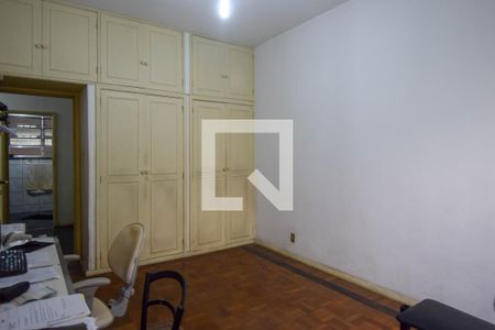 Apartamento à venda com 190m², 3 quartos e 1 vagaQuarto