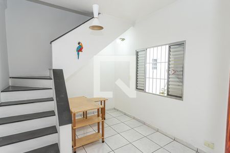 Casa à venda com 170m², 3 quartos e 3 vagas Casa à venda com 170m², 3 quartos e 3 vagasHome office