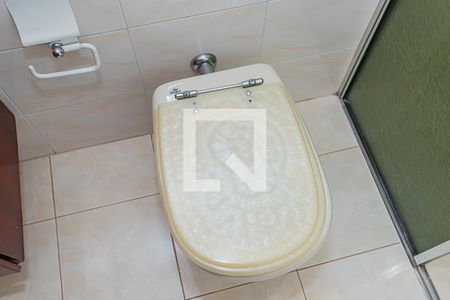 Casa à venda com 170m², 3 quartos e 3 vagas Casa à venda com 170m², 3 quartos e 3 vagasBanheiro 1