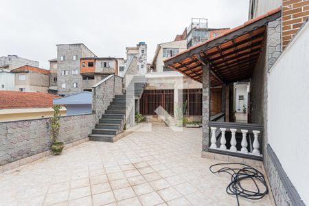 Casa à venda com 170m², 3 quartos e 3 vagas Casa à venda com 170m², 3 quartos e 3 vagasQuintal