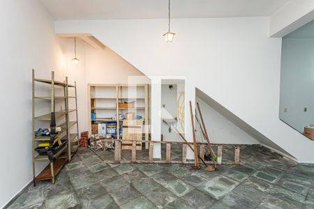 Casa à venda com 170m², 3 quartos e 3 vagas Casa à venda com 170m², 3 quartos e 3 vagasGaragem