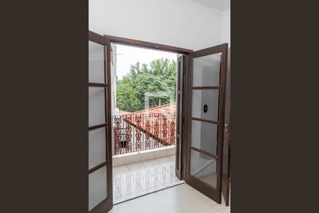Casa à venda com 170m², 3 quartos e 3 vagas Casa à venda com 170m², 3 quartos e 3 vagasVaranda quarto 1