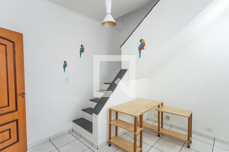 Casa à venda com 170m², 3 quartos e 3 vagas Casa à venda com 170m², 3 quartos e 3 vagasHome office