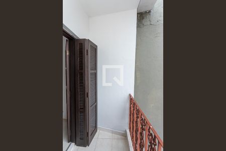 Casa à venda com 170m², 3 quartos e 3 vagas Casa à venda com 170m², 3 quartos e 3 vagasVaranda quarto 1