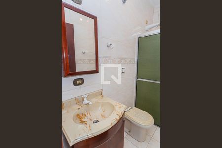 Casa à venda com 170m², 3 quartos e 3 vagas Casa à venda com 170m², 3 quartos e 3 vagasBanheiro 1