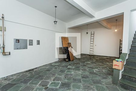 Casa à venda com 170m², 3 quartos e 3 vagas Casa à venda com 170m², 3 quartos e 3 vagasGaragem