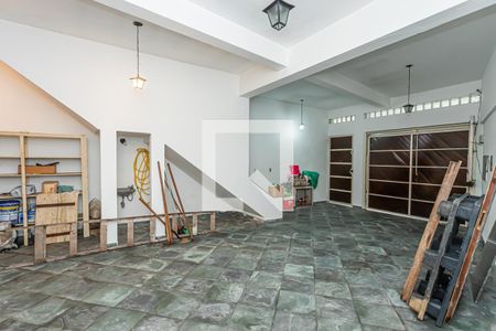 Casa à venda com 170m², 3 quartos e 3 vagas Casa à venda com 170m², 3 quartos e 3 vagasGaragem