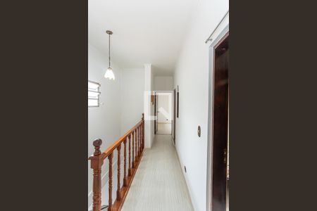 Casa à venda com 170m², 3 quartos e 3 vagas Casa à venda com 170m², 3 quartos e 3 vagasCorredor
