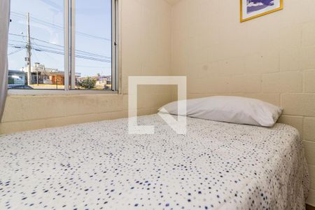 Dormitório de apartamento à venda com 2 quartos, 40m² em Campo Novo, Porto Alegre
