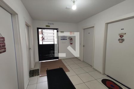 Apartamento para alugar com 67m², 2 quartos e 1 vaga Apartamento para alugar com 67m², 2 quartos e 1 vagaHall de Entrada