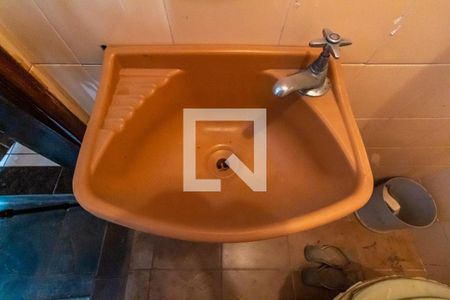 Casa para alugar com 370m², 5 quartos e 2 vagasBanheiro de Serviço