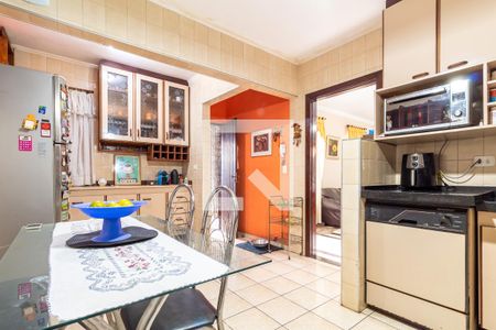 Casa para alugar com 370m², 5 quartos e 2 vagasCozinha