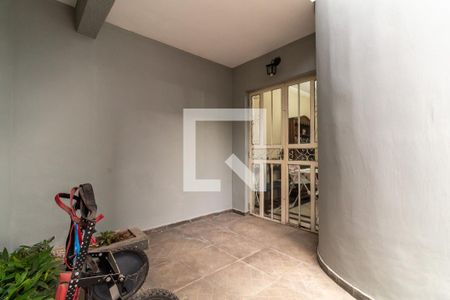 Casa para alugar com 370m², 5 quartos e 2 vagasÁrea Externa