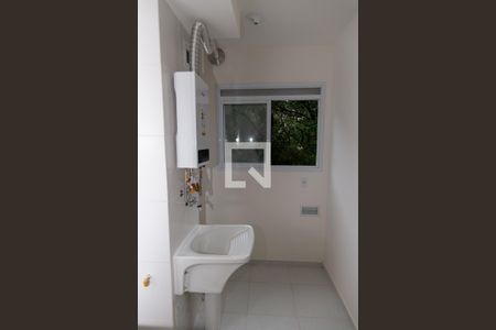 Área de Serviço de apartamento para alugar com 2 quartos, 45m² em Piraporinha, Diadema