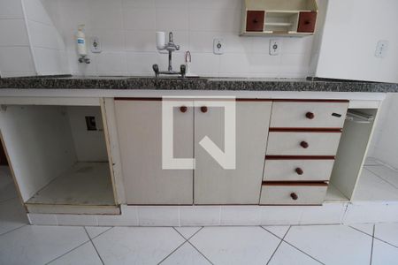 Apartamento para alugar com 70m², 2 quartos e 1 vagaCozinha
