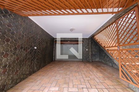 Casa à venda com 160m², 3 quartos e 4 vagas Casa à venda com 160m², 3 quartos e 4 vagasGaragem